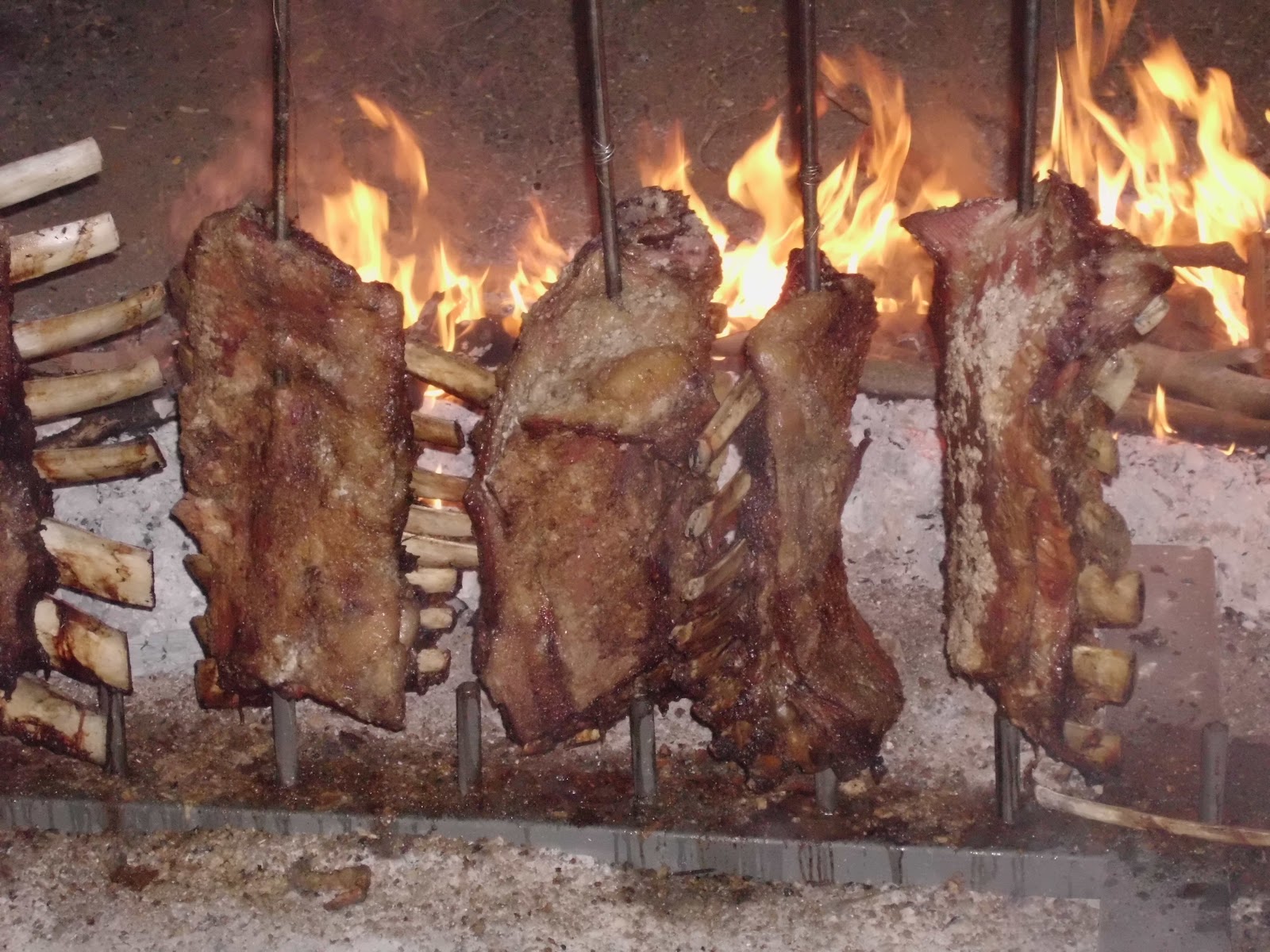 ​COSTELA DE FOGO DE CHÃO DO ARI